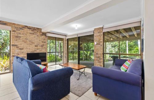 Rainbow Beach House | 33 Cooloola Drive Rainbow Beach