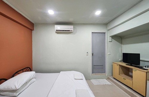 Embassy District House | 33 SALADAENG