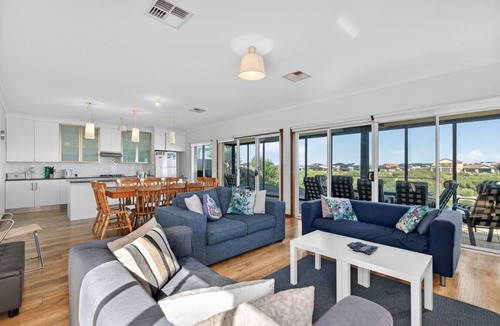 Nangkita House | 35 Blanche Parade, Hindmarsh Island