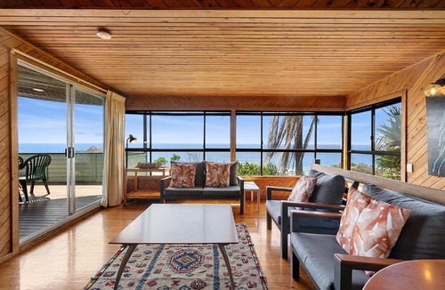 Coolum Beach House | 38 Pacific Terrace