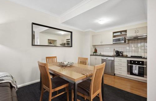Northbridge Apartment | 3BDR 2BTH 1PRK - Northbridge Townhouse