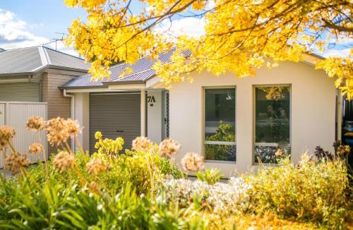 Mount Barker House | 3bedroom Modern Home in Mt Barker, 8km to Hahndorf