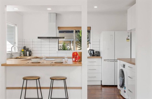 Brisbane House | 3Beds Value & Comfort Stay | Airport, CBD & Cafes
