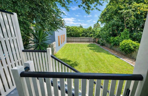 Railway Estate House | 3BR Pet-Friendly Family Home Near Stadium Townsville