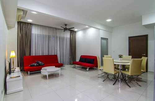 Chow Kit Apartment | 3BR Top KLCC View at Regalia Residence