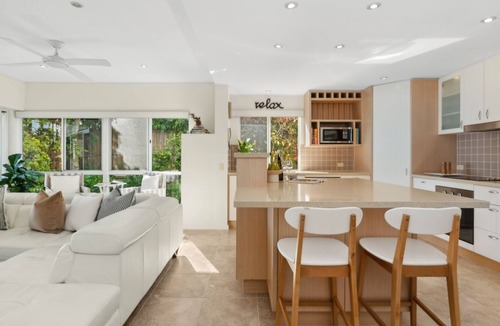Tewantin Apartment | 4/76 Hilton Terrace Noosaville QLD 4566