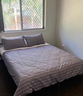 Riverview House | 4 bedrooms with queen sized bed each room