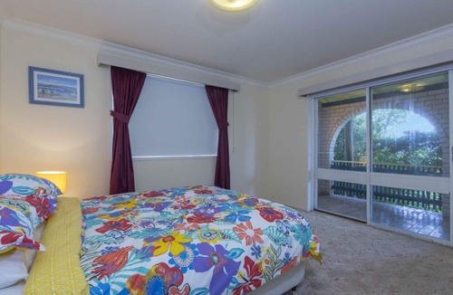 Malua Bay House | 41 Iluka Avenue, Malua Bay