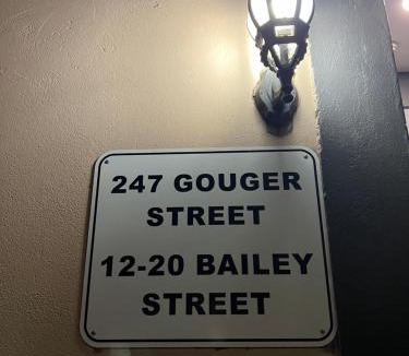 Adelaide Central Business District Apartment | 410/247 studio gouger st Ex hotel room in city