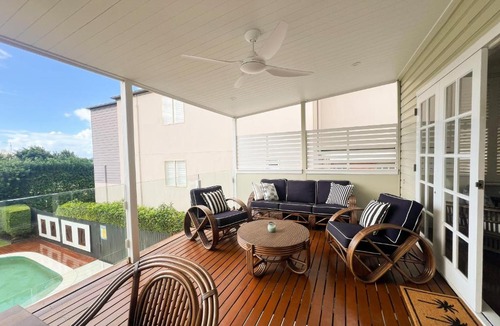 Manly House | 4BDR Queenslander with Pool Near Manly Esplanade