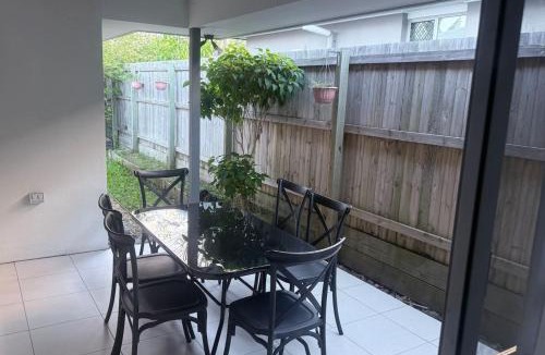 Logan Reserve House | 4BDR Spacious Family Retreat