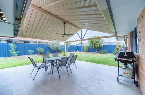 Springfield House | 4BR Sweet Home Spingfield