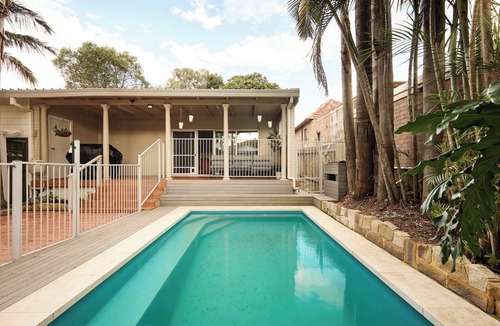 Arncliffe House | 4BR Sydney House · Pool, Workspace, Parking, BBQ