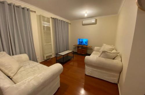 Carrum Apartment | 5 Beds-Whole House-Carrum Beach- Patterson Lake-Fully Furnished