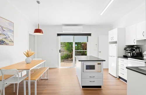 Narooma House | 5 Ross Street , Narooma NSW 2546