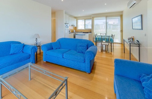 Smiths Beach House | 5 Salmon Row, What a position, so close to Smiths Beach!