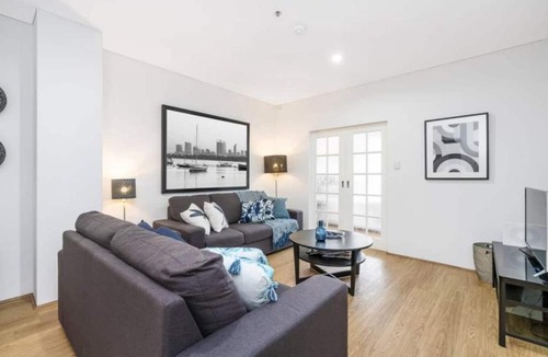 Perth Central Business District Apartment | 504 - Perth CBD Huge 1BR 1BA Beauty