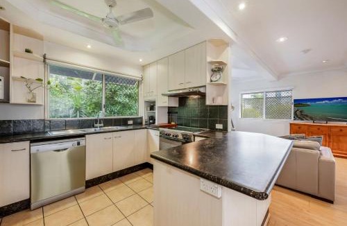 Bargara House | 55 See Street Bargara