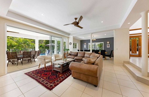 Ilkley House | 582 Ilkley Rd · Magnificent hinterland getaway!