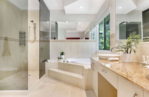 Ilkley House | 582 Ilkley Rd · Magnificent hinterland getaway!