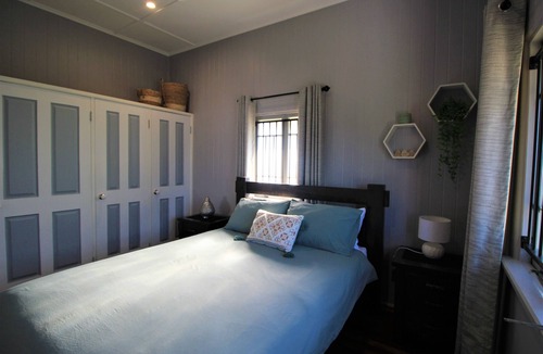 Torquay Apartment | 85 on Cypress - Beachside luxury upstairs apartment