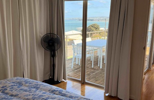 Hayborough House | 88 Seagull Ave - Ocean Views - Family - Linen Included