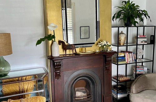 Albert Park Apartment | A+ Albert Park. Bayside Brilliance. Sleeps 4. GRHM