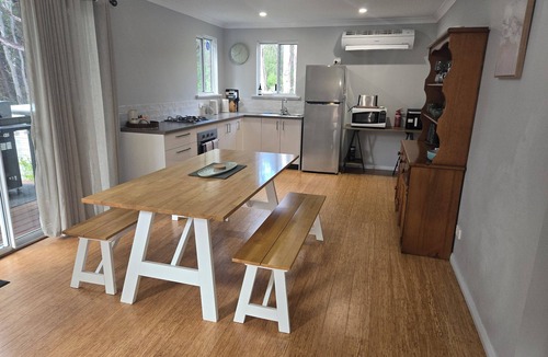 Denmark Ski Chalet | A beautiful chalet in a secluded bush environment, only a short walk to town.