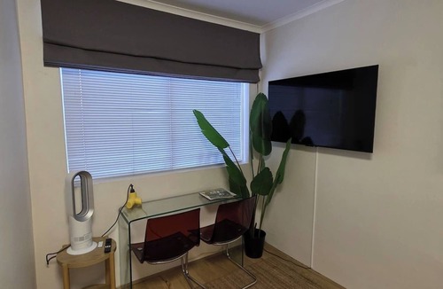 Flemington Apartment | A Canterbury Tale on the Top Floor