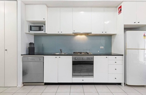 Sydney Central Business District Apartment | A Comfy Studio for 5 Next to Darling Harbour