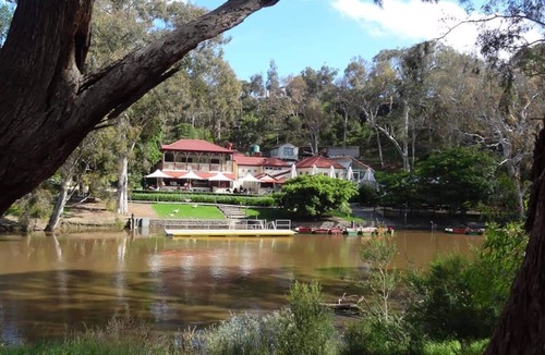 Abbotsford Apartment | A Cozy 2BR Apt with a Large Balcony, FREE Parking