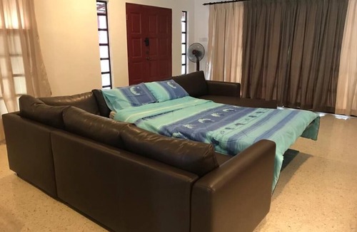 Taman Dato Haji Abdul Samad Villa | A Homely Vacation Villa with POOL for beach escapes