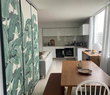 Bondi Beach Apartment | A modern two bedroom apartment! Quiet, secure and 1 minute walk to Bondi Beach!