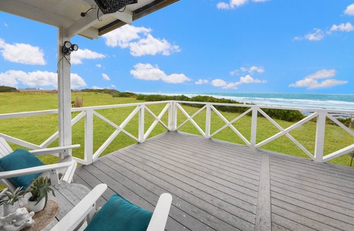 Allestree House | A private paradise by the sea