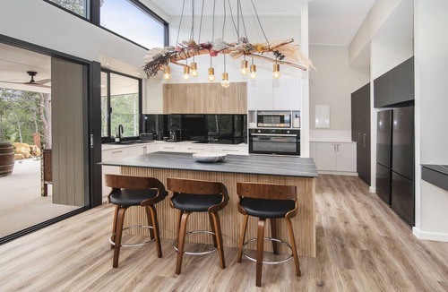 Wilyabrup House | A stunning rural retreat