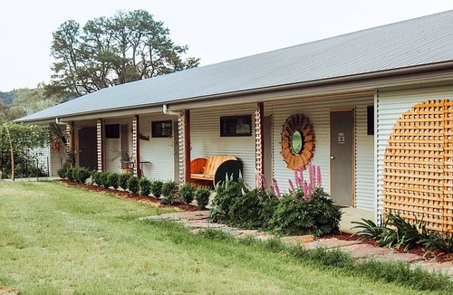 Acheron House | A unique bush escape where unforgettable memories are made!