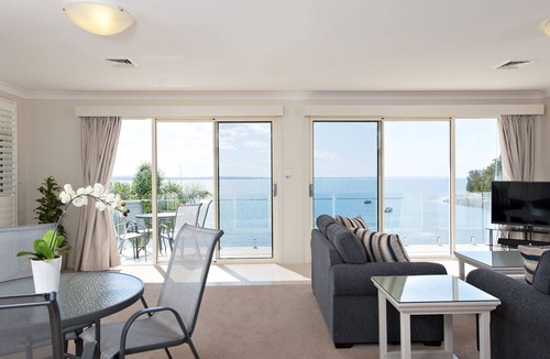 Salamander Bay House | A unique waterfront property
