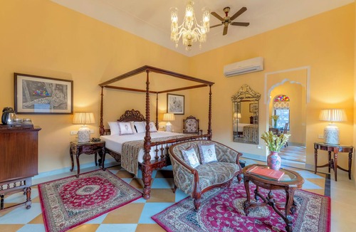 Khetri Hotel | Abheygarh