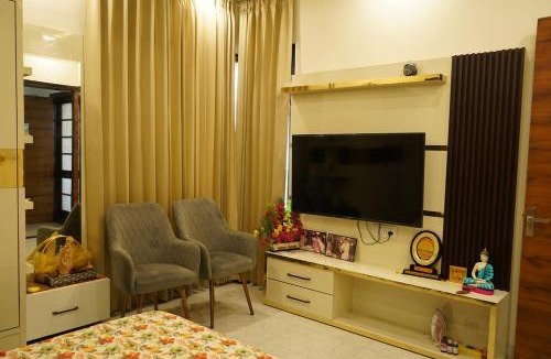 Amritsar Villa | Abhinandan Villa - Taste of Tradition- Bengal Bhoj