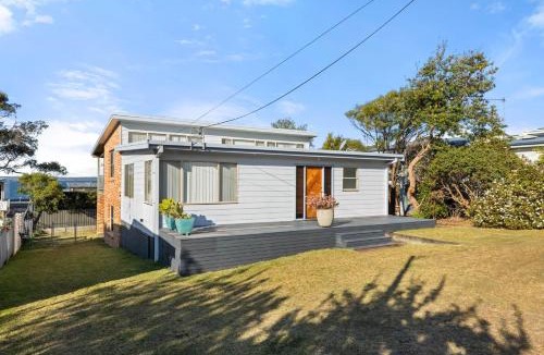 Hyams Beach House | Absolute Blue by Experience Jervis Bay