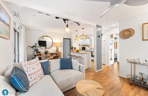 Labrador Apartment | Absolute Broadwater Escape