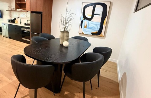 Melbourne Central Business District Apartment | Absolute Collins Apartments