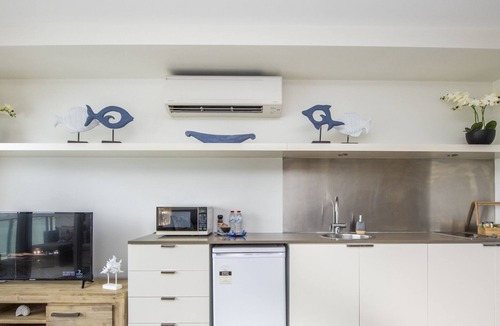 Nelly Bay House | Absolute Waterfront Magnetic Island