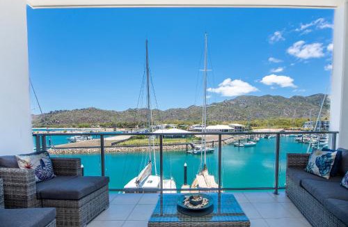 Nelly Bay Apartment | Absolute Waterfront Magnetic Island