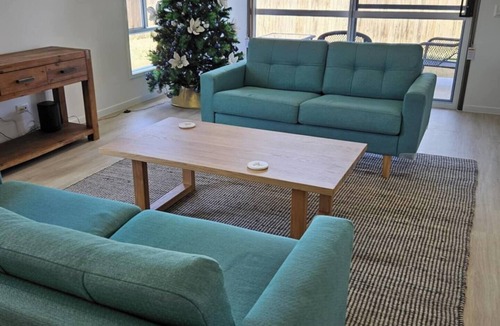Cotswold Hills House | Accessible Accommodation with Private Ensuite Bathrooms