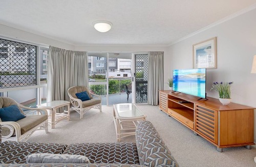Caloundra Apartment | Accessible Apt: 100m Beach, Pool, Lift