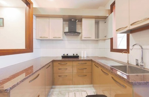 Sushant Lok Apartment | Accessible Luxury Apt near Cyber Hub