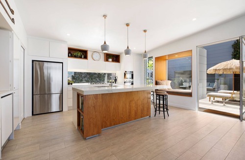 Sunshine Beach House | Adams32 Uninterrupted Sea views