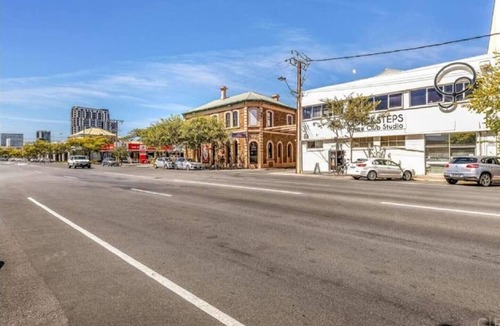Adelaide Central Business District Apartment | Adelaide City Studio No. 435 – Stay Where the City Comes Alive