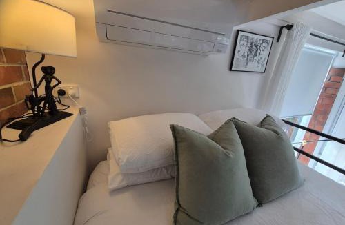 Adelaide Apartment | Adelaide Hills Retreat at Mt George